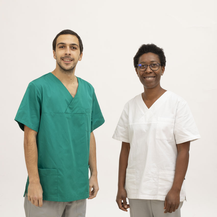 Dr Rodrigues et son assistante dentaire qualifiée Annick